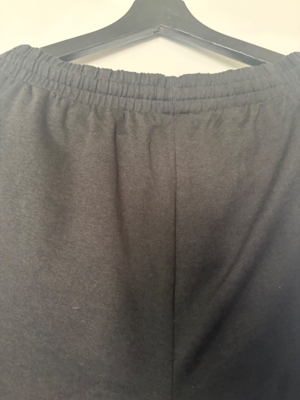 Vuori Women’s Cargo Jogger - Picture 9 of 11